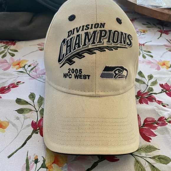 Seattle Seahawks Hats - Picture 7 of 8